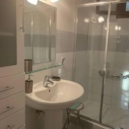 Sea View Maisonette Holiday home