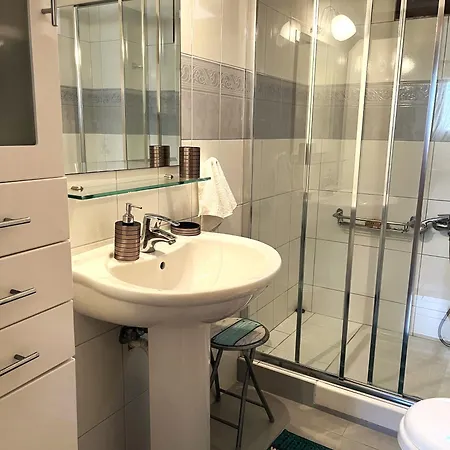 Sea View Maisonette Sineti