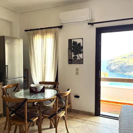 בית נופש Sea View Maisonette Sineti