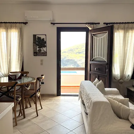 Sea View Maisonette Sineti