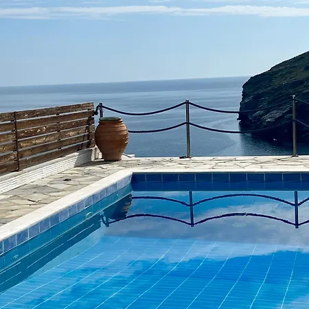 Sea View Maisonette *