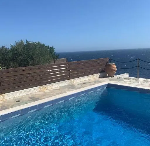 Sea View Maisonette *